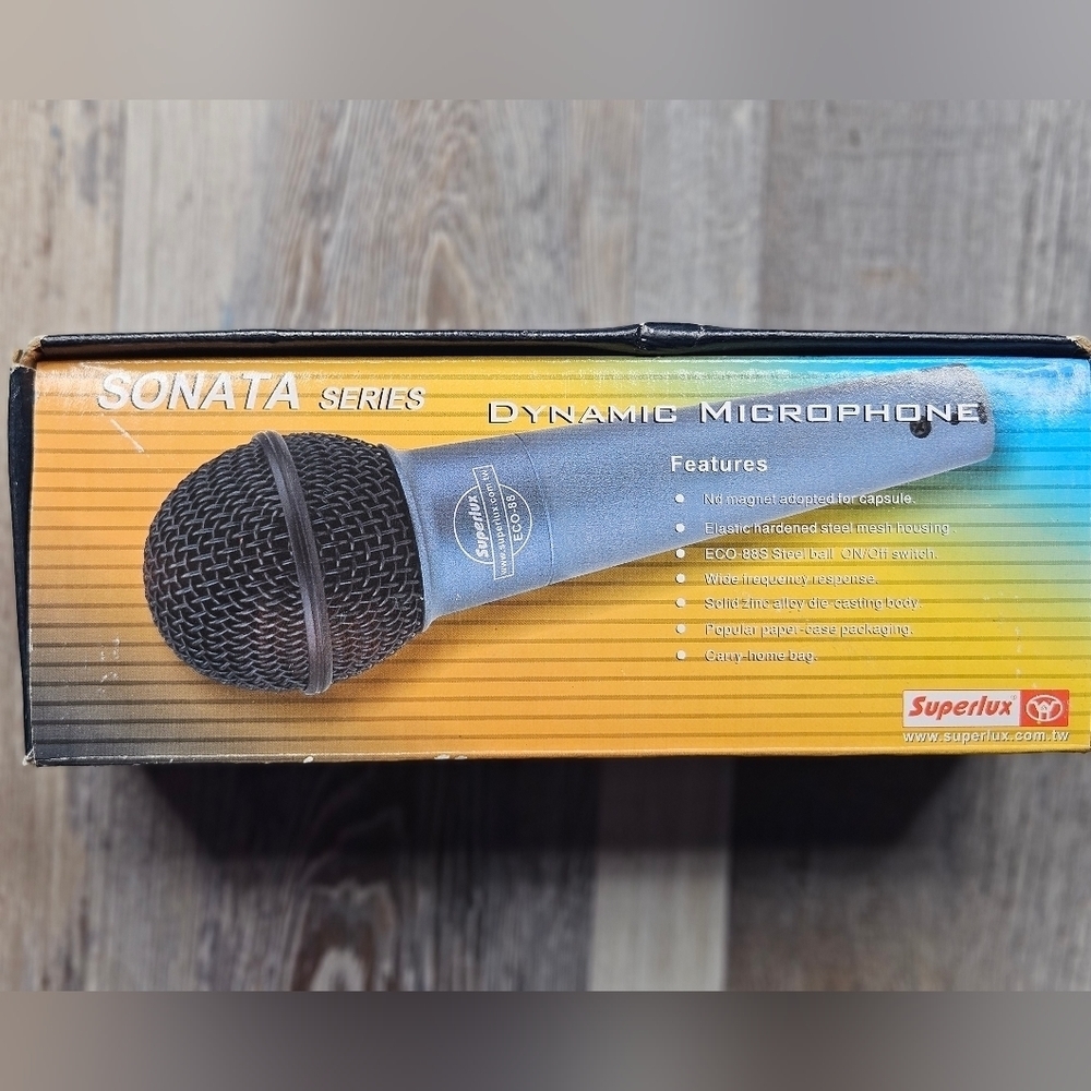 Sonata Series Microphone Superlux-88S